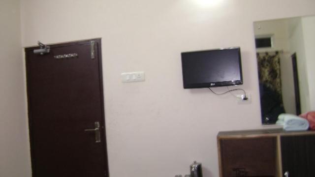 Hotel Deva Inn Varanasi Bagian luar foto